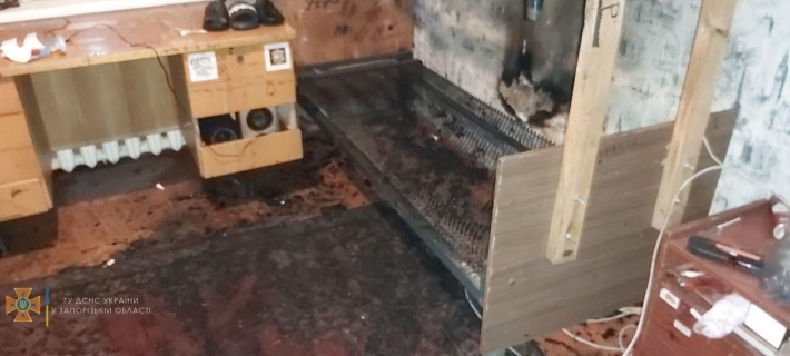 В Запорожской области из-за замыкания загорелась комната в общежитии