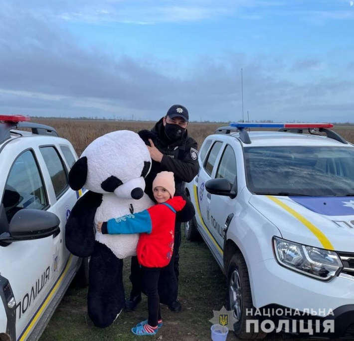 В Мелитопольском районе полицейские поработали волшебниками и исполнили желание детей из писем Деду Морозу