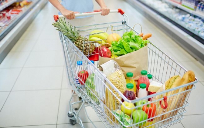 Предновогодние акции в супермаркетах: как чаще всего обманывают покупателей