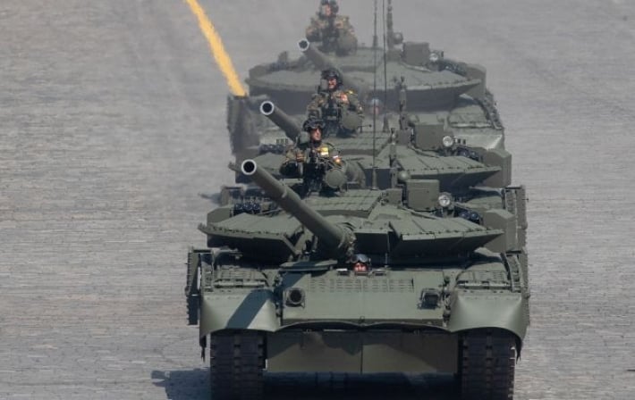 РФ продолжает наращивать войска на границе Украины после встречи Байдена и Путина, - CNN
