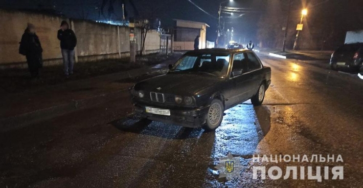 В Запорожье под колесами BMW погиб 68-летний пешеход (фото)