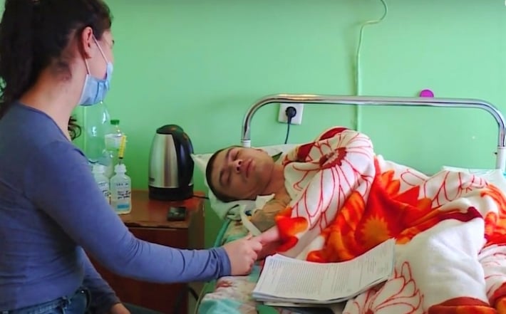 В Запорожье из-за врачебной ошибки парень может остаться инвалидом - комментарий медиков (видео)