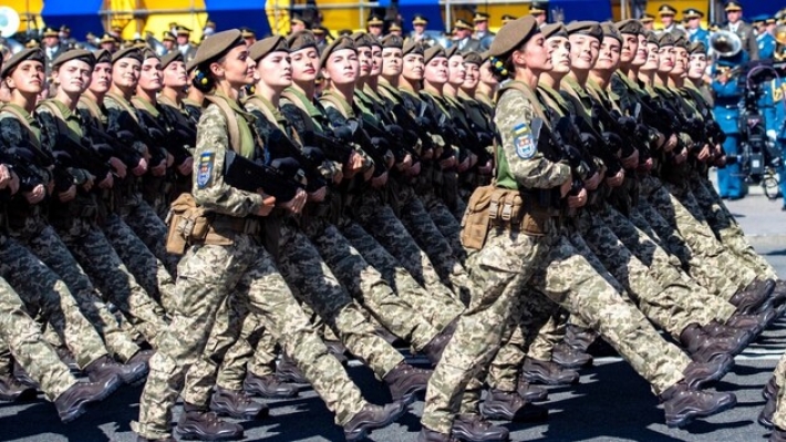 Когда бежать в военкомат - как в Мелитополе женщин будут ставить на воинский учет
