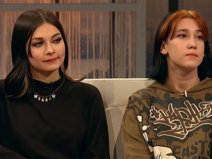 Избиение школьниц в Запорожье разбирали в эфире всеукраинского ток-шоу
