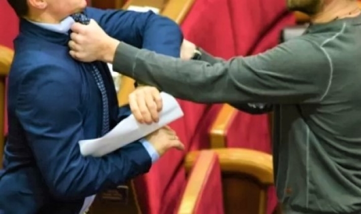 В Запорожской области подрались два депутата - открыто уголовное дело
