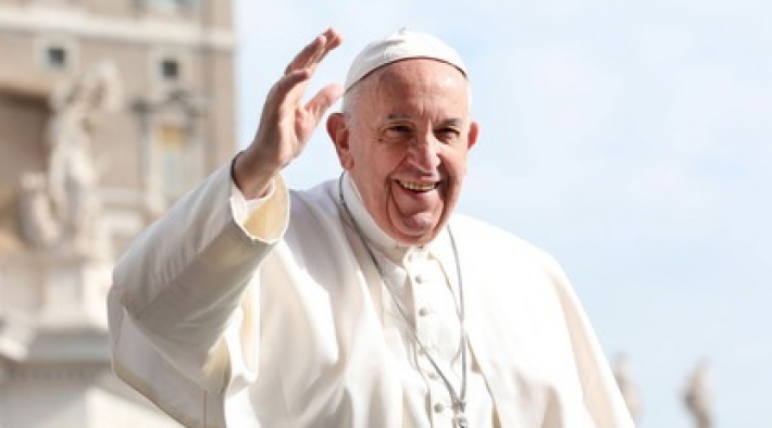 Папа Римский назвал три главных слова, которые помогут сохранить брак
