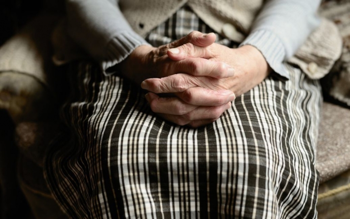 "Тронута до слез": в Тернополе бабушка потеряла свою пенсию, неравнодушные мгновенно собрали для нее деньги