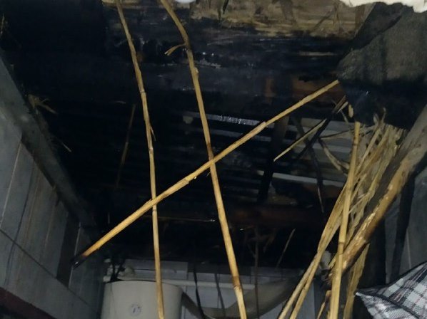 В Мелитополе загорелась крыша частного дома