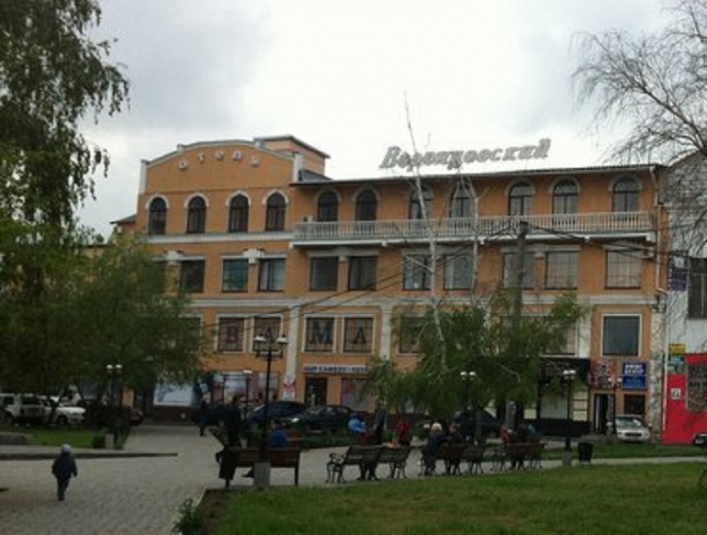 Как выглядел сквер в историческом центре Мелитополя сразу после войны (фото)