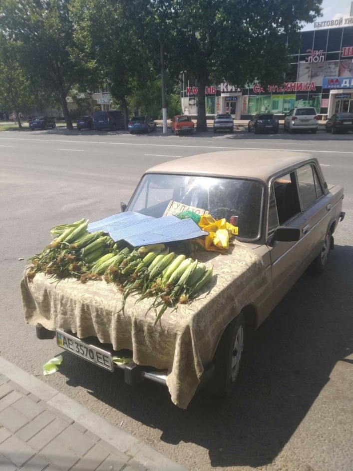 В Мелитополе продавцы кукурузы не успели спрятаться от инспекторов