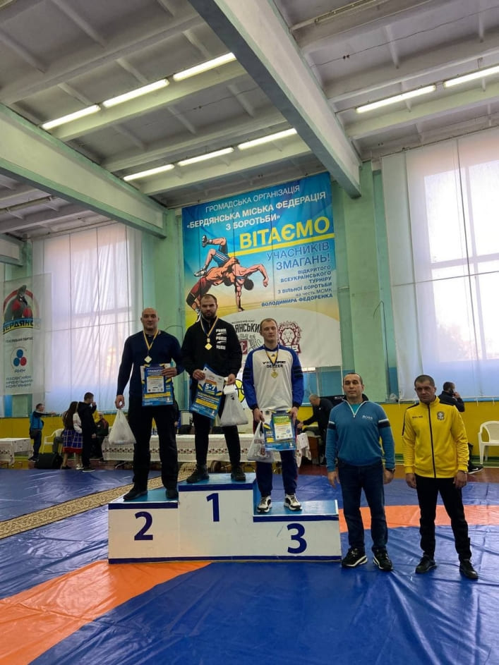 Мелитопольские борцы пополнили копилку медалей на престижном турнире (фото)
