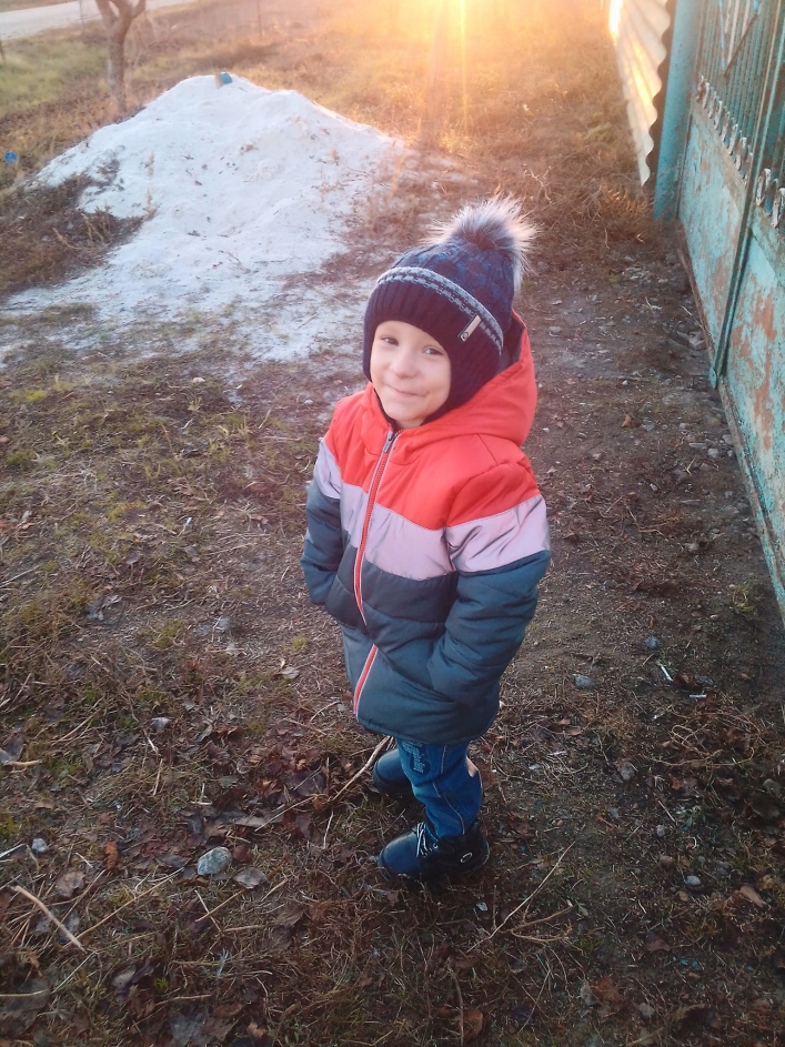 В Мелитопольском районе 4-летнему малышу очень нужна ваша помощь