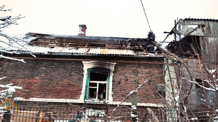 В Бердянске во время пожара погиб пожилой мужчина (фото)