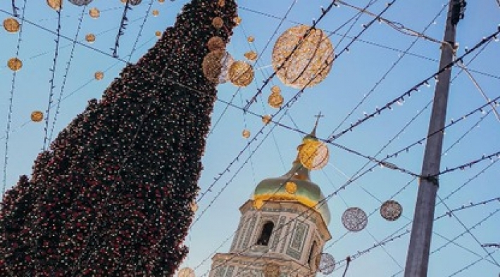 Подарили рождественское настроение: в Одессе копы использовали авто не по назначению, видео