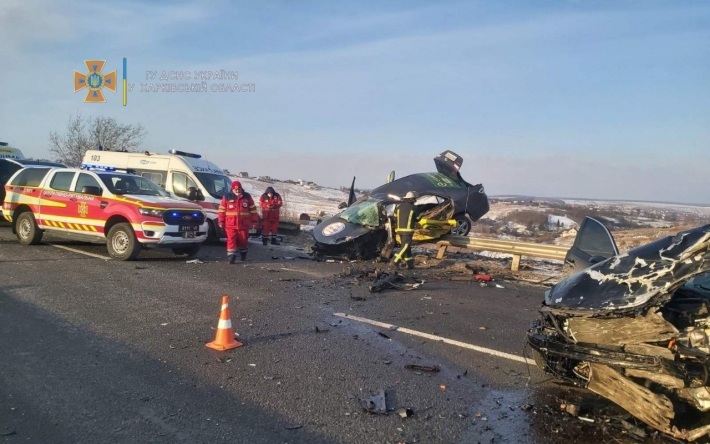 Выжили только дети: фото и новые детали гибели семейной пары в аварии в Харькове