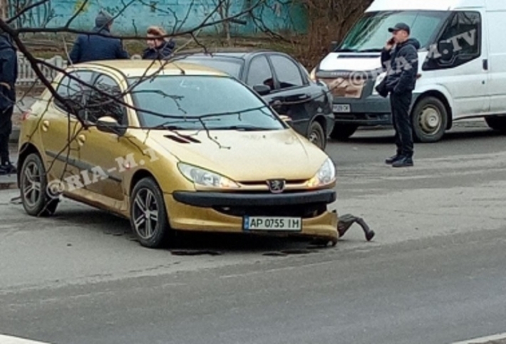 В Мелитополе в результате ДТП автомобили перегородили дорогу (фото)