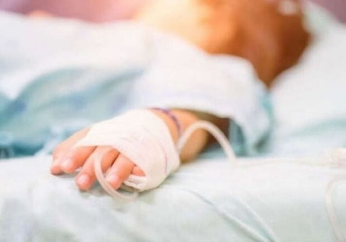 На Прикарпатье чиновник сбил девочку и сбежал: ребенок умер в больнице