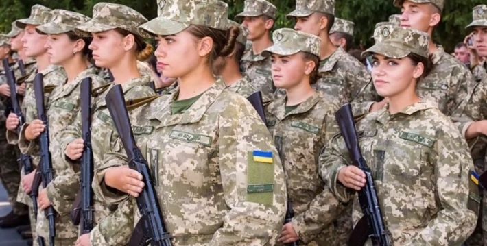 Воинский учет для женщин - список сократили. Кому в Мелитополе в военкомат идти будет нужно