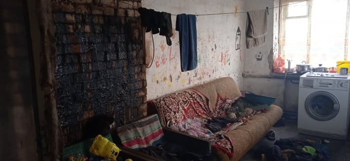 В Мелитополе трое детей жили в нечеловеческих условиях - соцслужбы показали фото