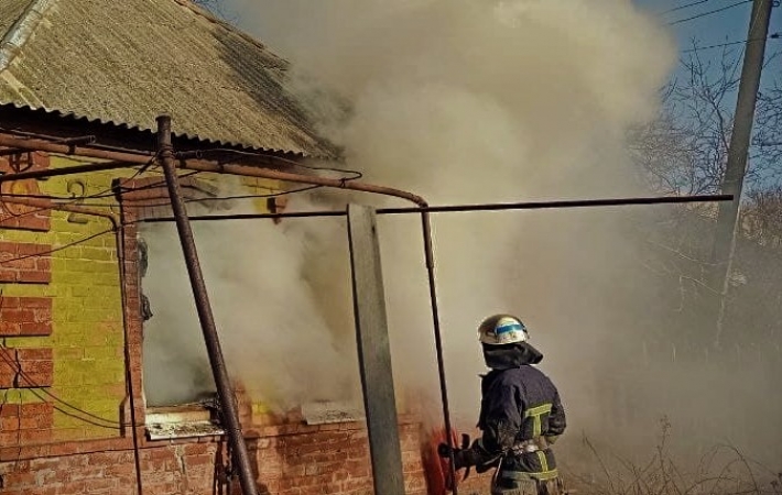 В Запорожской области горел частный дом (фото)