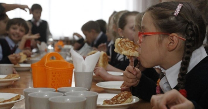Как родители в Мелитополе могут проверить качество питания детей в школах  по новому меню