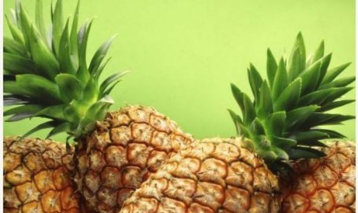 Не стоит злоупотреблять, если хотите похудеть: известный диетолог рассказала об особенностях ананаса