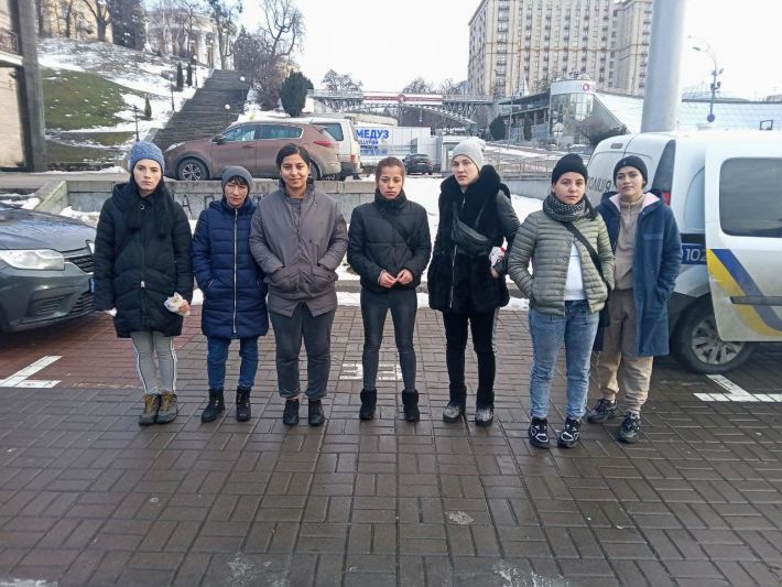 В Киеве орудуют банды уличных воров - "работают" не только в центре: фото и видео