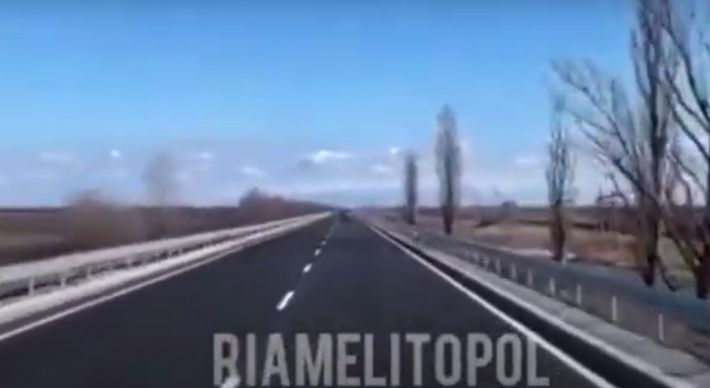 После ремонта Каховской трассы под Мелитополем водители боятся по ней ездить (видео)