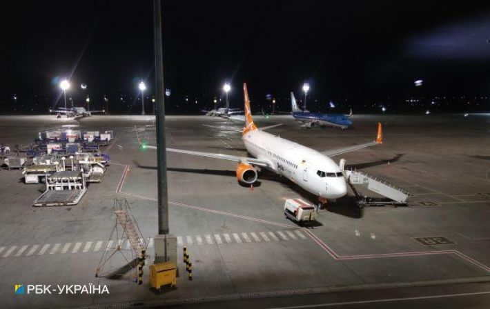 Пассажирка рейса SkyUp о посадке в Кишиневе вместо Киева: никто не захотел на Мадейру - только в Украину