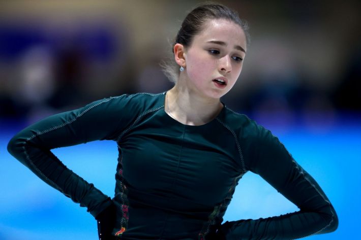 Россиянка Валиева в слезах впервые отреагировала на допинг-скандал на Олимпиаде-2022 (Видео)