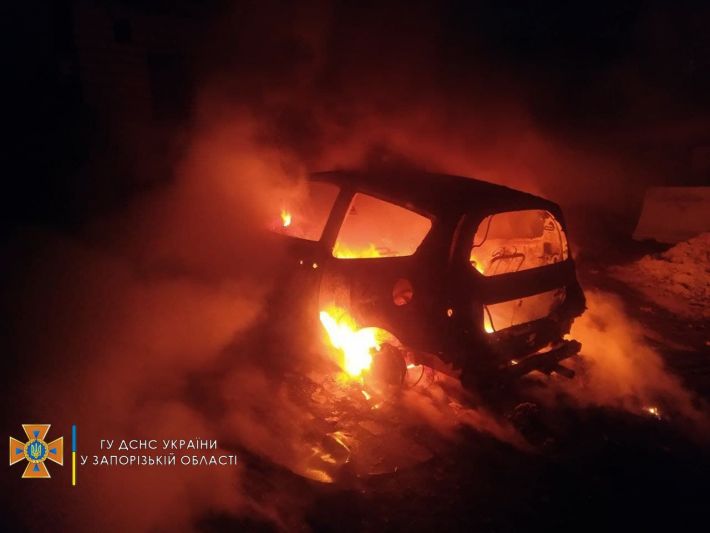 В Мелитополе ночью сгорел легковой автомобиль