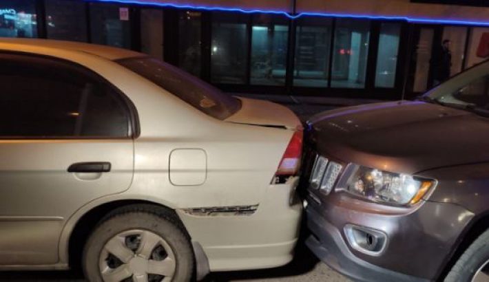 В Одессе неадекват сбил ребенка и протаранил три авто: фото