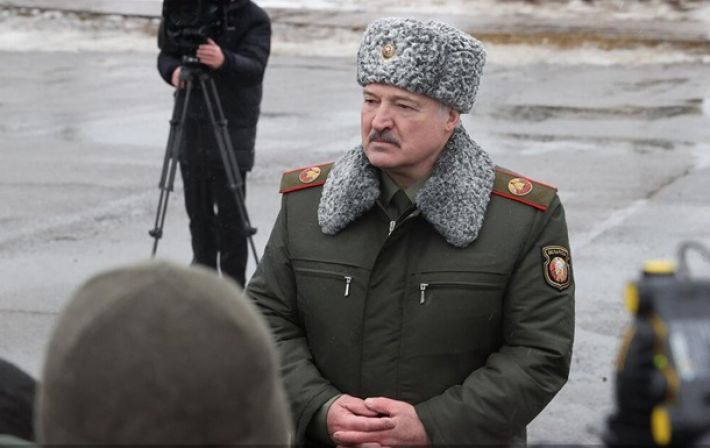 Лукашенко назвал условие для своего 