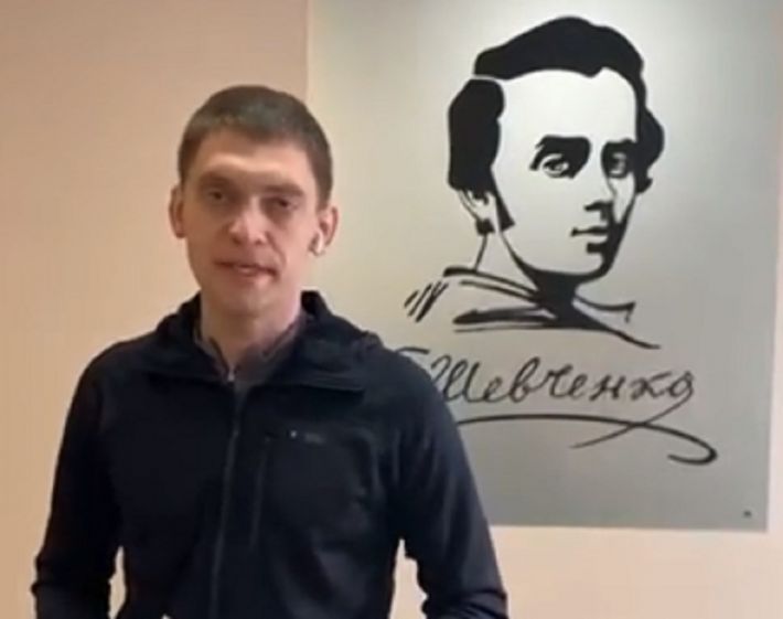 Мэр Мелитополя просит не вестись на дезинформацию РФ и сообщать о своем передвижении в Запорожье (видео)