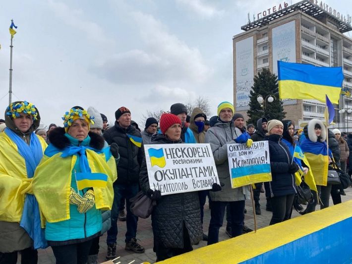«Навсегда украинский Мелитополь»: президент Украины поблагодарил горожан за сопротивление