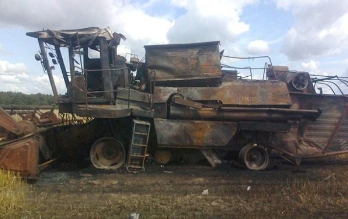В Мелитопольском районе оккупанты уничтожают сельскохозяйственную технику