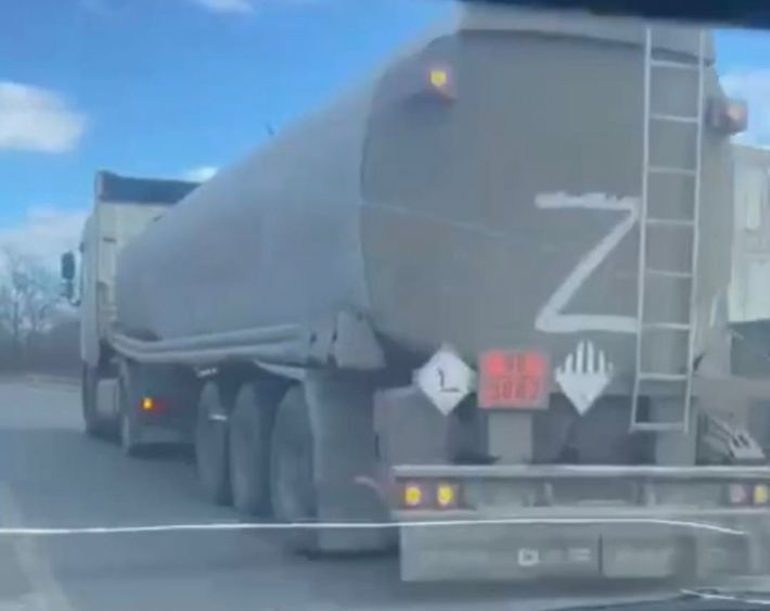В Мелитополь начали завозить бензин из оккупированного Крыма