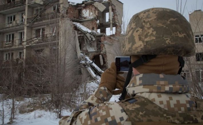 Куда жителям Мелитополя о военных преступлениях РФ сообщать