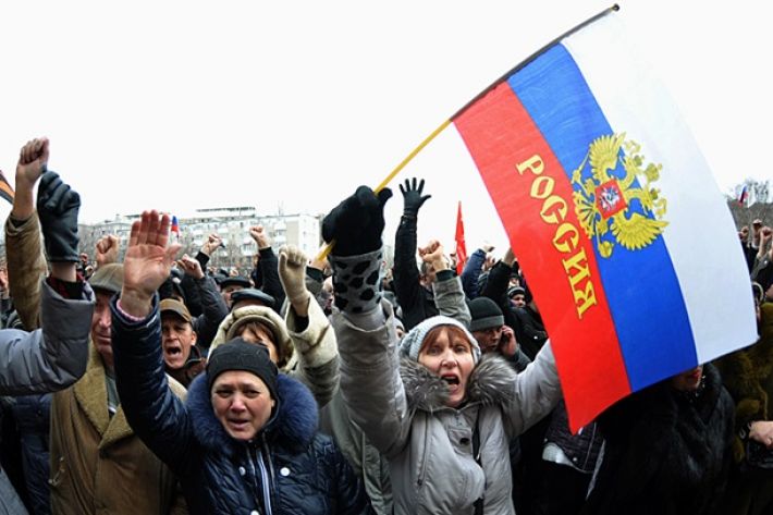 Сегодня в Мелитополе оккупанты проведут митинг людей в масках за россию