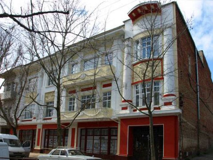 В Мелитополе оккупанты отжали музей – всех сотрудников выставили за дверь