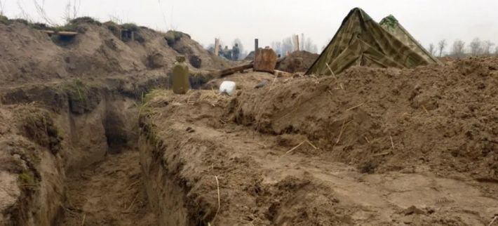 Вокруг Мелитополя оккупанты роют окопы – что еще происходит в Мелитополе и районе без телефонной связи