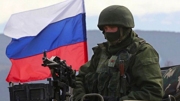 Порядка 500 машин российские оккупанты не пускают в Запорожье – все стоят на трассе