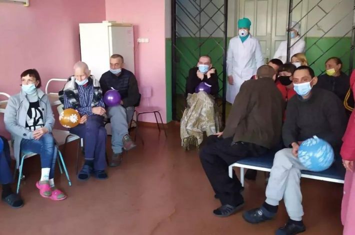 В Мелитополе пациентам тубдиспансера очень нужна помощь (фото)