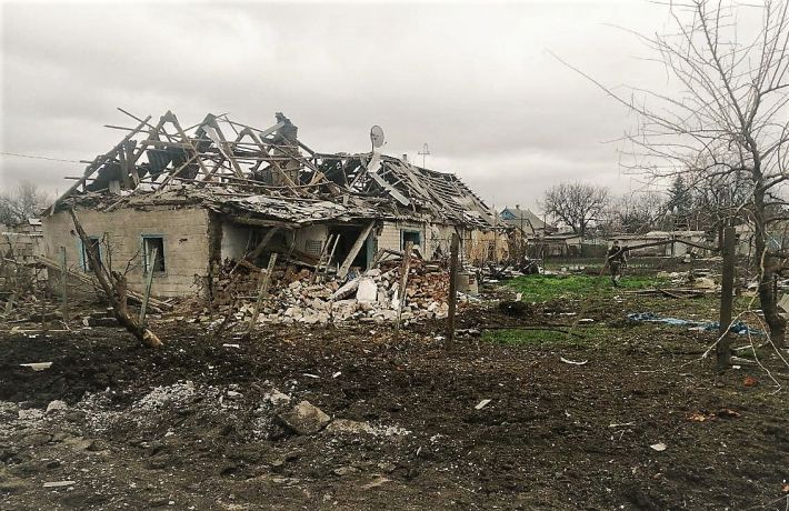В Запорожской области войска РФ уничтожили артиллерийским ударом пять жилых домов (фото)