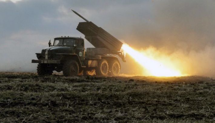 Оккупанты обстреляли населенные пункты в Запорожской области из минометов, Градов и авиации