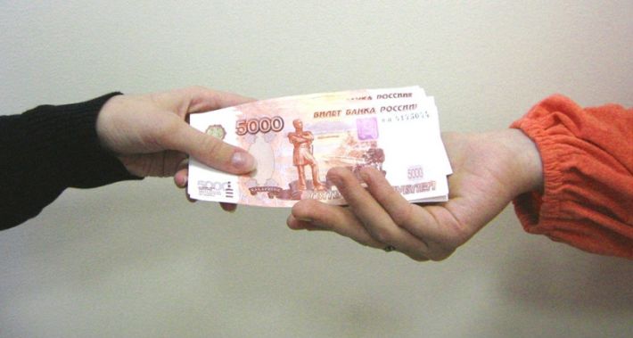 В Энергодаре записывают людей на получение 10 тысяч рублей – рашисты готовятся к псевдореферендуму