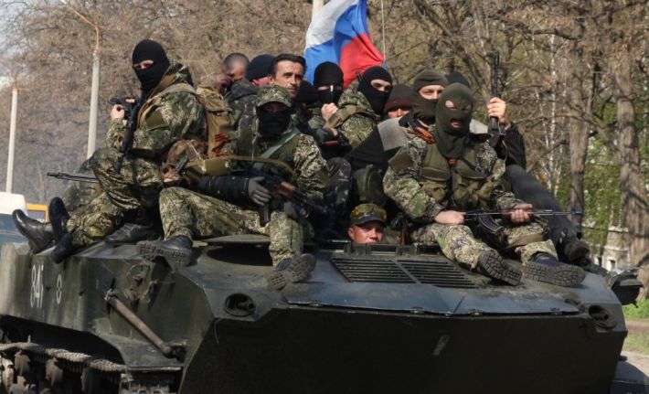 Российские военные продолжают грабить жителей Запорожской области