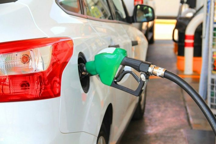 На запорожских заправках появился бензин – цены