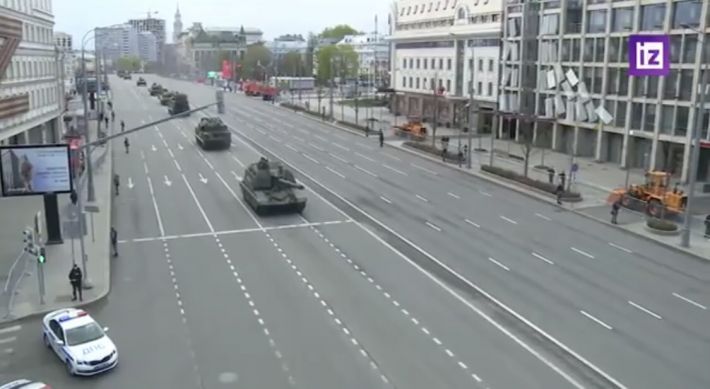 В россии показали военный парад в фейковом Мелитополе (фото)