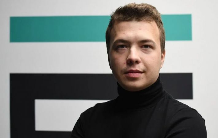 Пока бывшая возлюбленная за решеткой: белорусский экс-оппозиционер Протасевич женился